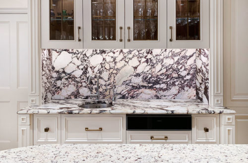 Read more about the article More People In London Today Are Choosing Stone For Their Kitchen Worktops