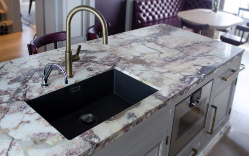 Why You May Want To Choose Granite For Your Kitchen Worktops